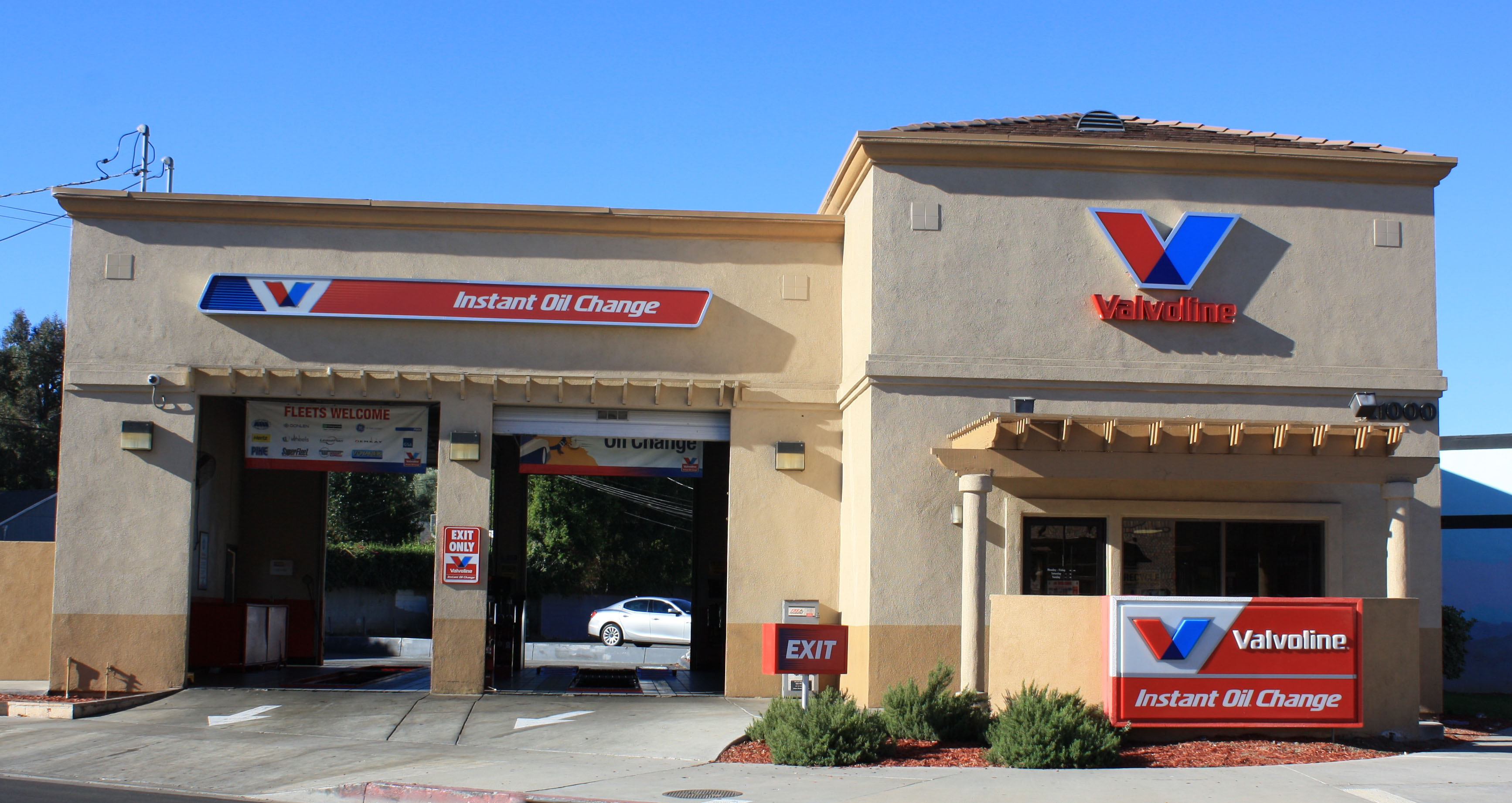 Oil Change Woodland Hills