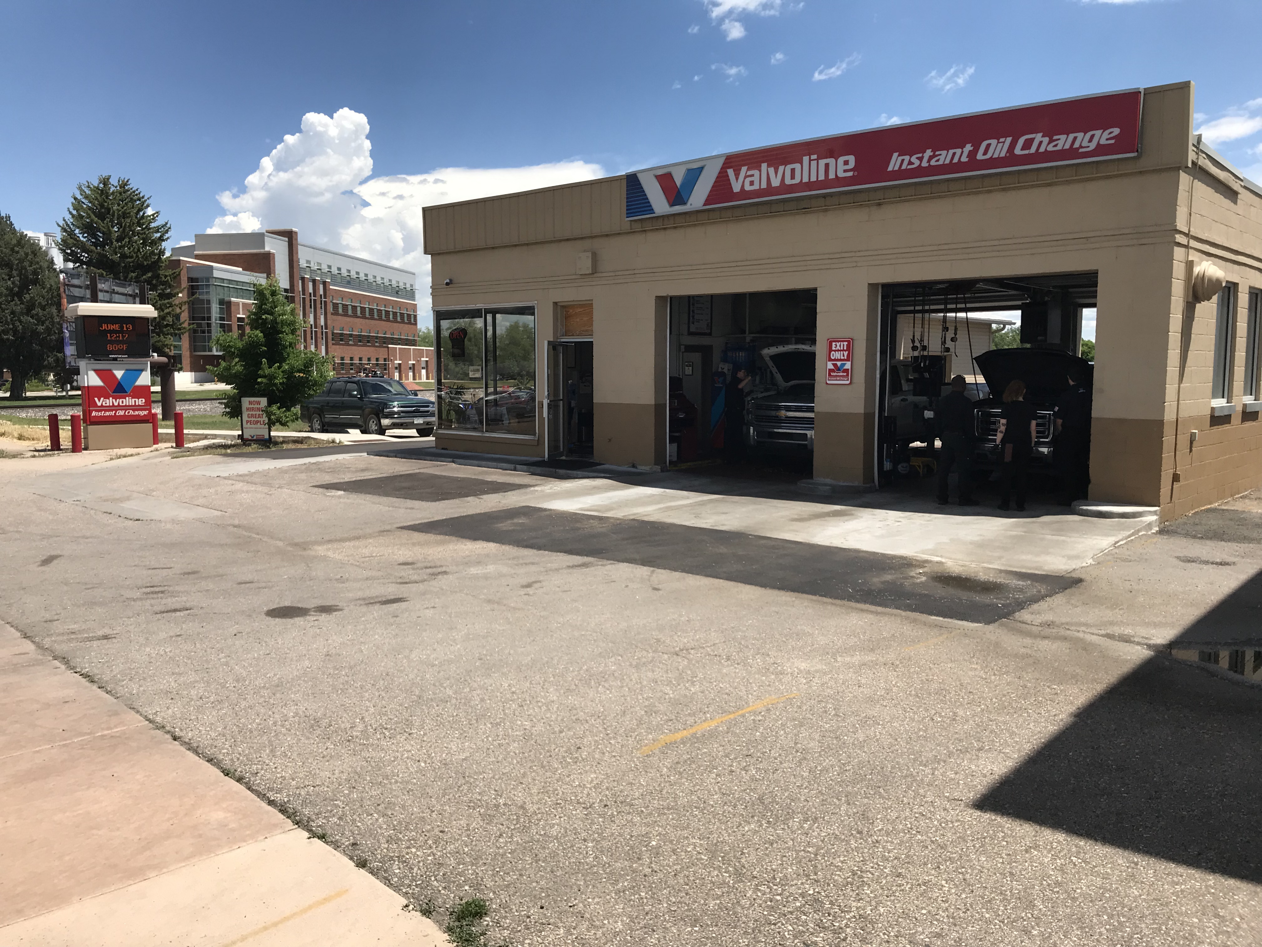 Oil change deals near me now