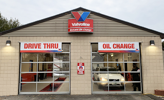 Oil on sale change stores