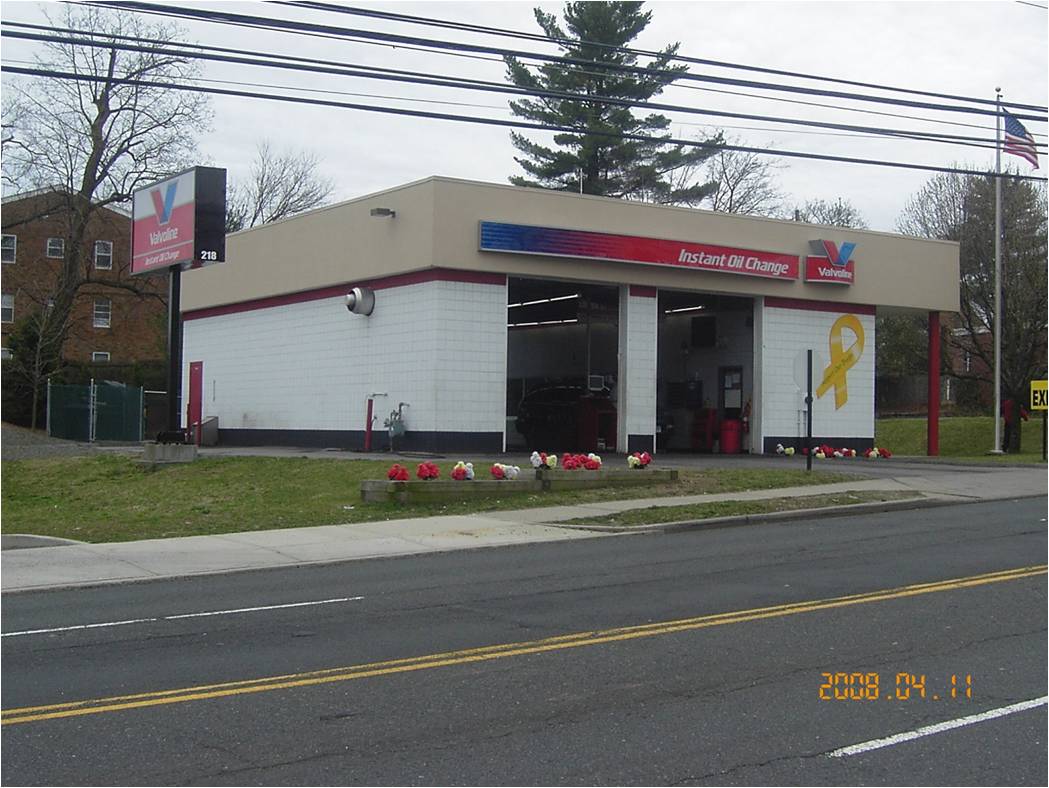 Oil Change WESTPORT AVE.