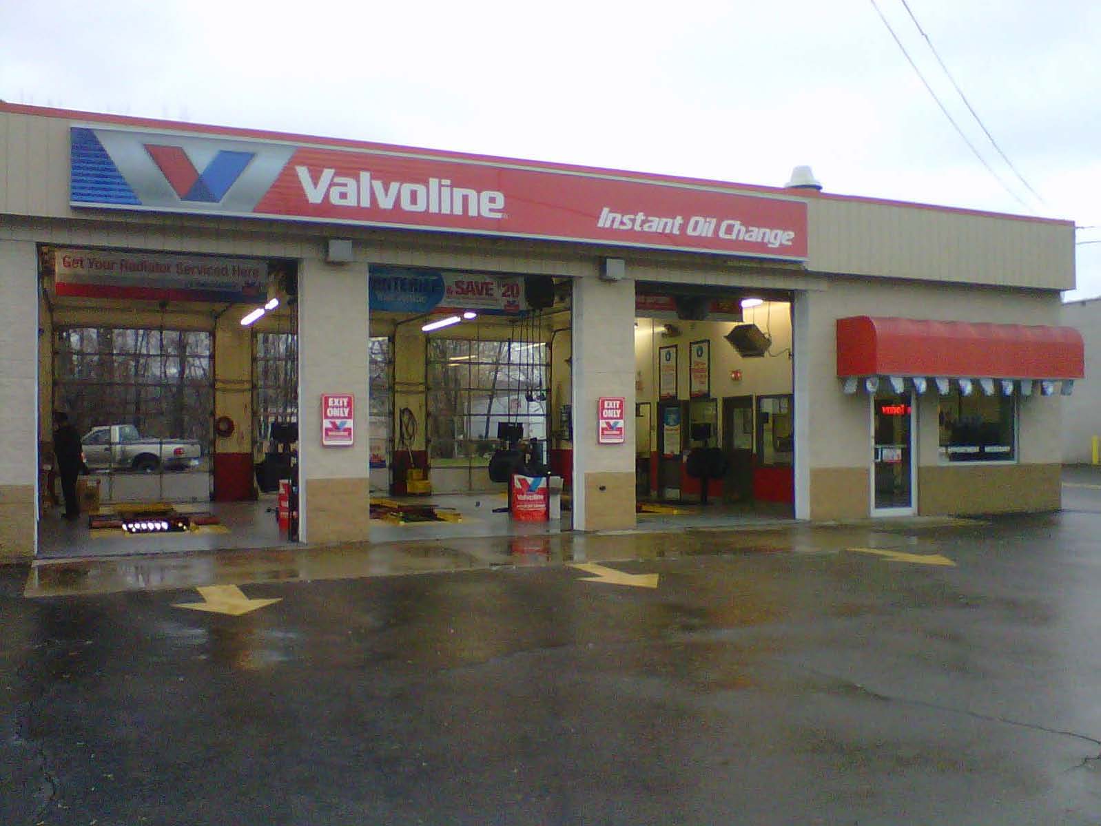 Oil Change KINGSTON